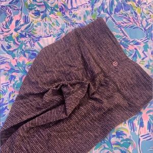 Lululemon grey align low rise (31in)